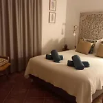 House Bali Furnas *