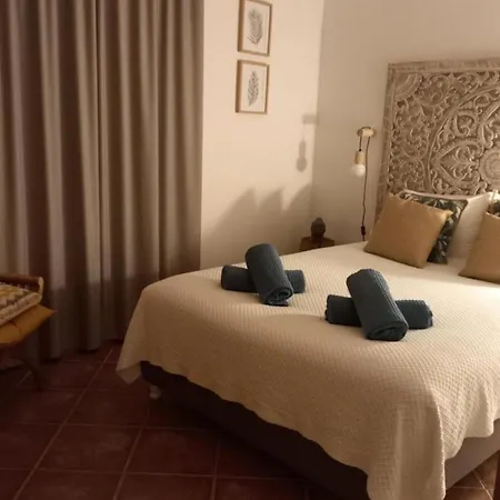 House Bali Furnas *